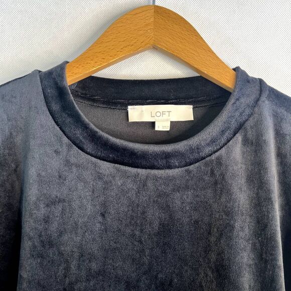 LOFT Mock Neck Long Sleeve Black Velvet Sweater Size Small - Picture 3 of 9
